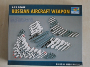 TRUMPETER 1/32 03301 RUSSIAN AIRCRAFT WEAPONS